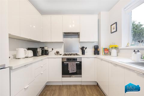2 bedroom apartment to rent, High Road, East Finchley, London, N2