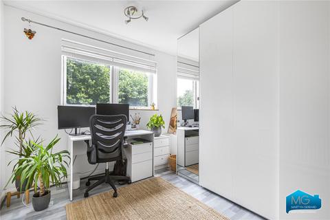 2 bedroom apartment to rent, High Road, East Finchley, London, N2
