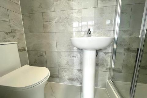 undefined, Basildene Road, Greater London TW4