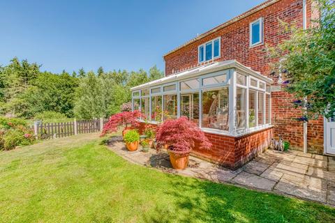 30 Beck View, Harleston, IP20 9EF