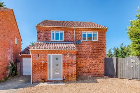30 Beck View, Harleston, IP20 9EF