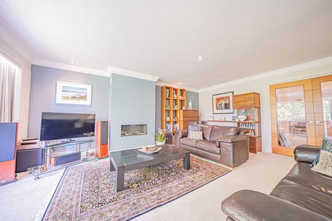 undefined, Warwick Road, Knowle, B93
