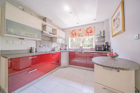 undefined, Warwick Road, Knowle, B93