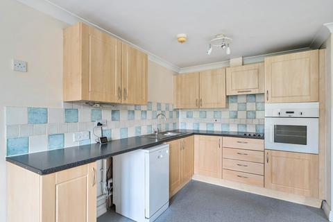 2 bedroom flat for sale, The Lamports, Alton, Hampshire, GU34