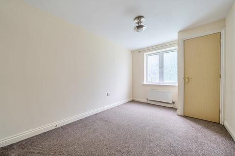 2 bedroom flat for sale, The Lamports, Alton, Hampshire, GU34