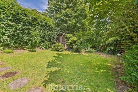 3 bedroom detached house for sale, Queensway, Haverfordwest