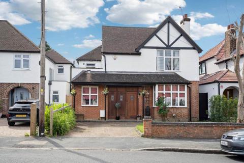 5 Sherwoods Road, Watford, WD19 4AY