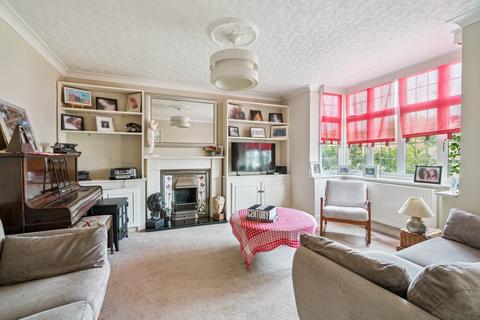 5 Sherwoods Road, Watford, WD19 4AY