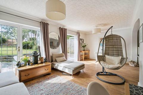 5 Sherwoods Road, Watford, WD19 4AY