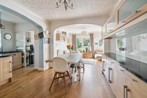 5 Sherwoods Road, Watford, WD19 4AY