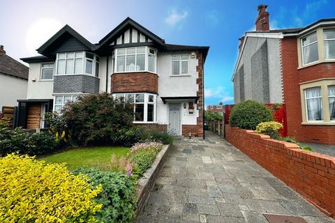 3 bedroom semi-detached house for sale, Links Road, North Shore FY1