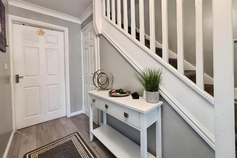 6 bedroom semi-detached house for sale, Mackley Close, South Shields