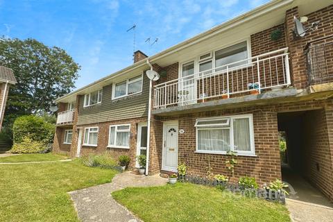2 bedroom maisonette for sale, Bliss Close, Basingstoke, Hampshire