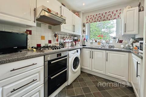 2 bedroom maisonette for sale, Bliss Close, Basingstoke, Hampshire