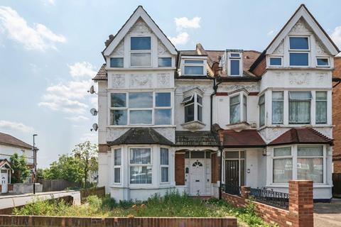 South Norwood Hill, London, SE25
