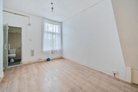 undefined, South Norwood Hill, London, SE25