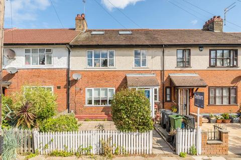 19 Casimir Road, London, E5 9NU