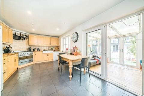19 Casimir Road, London, E5 9NU
