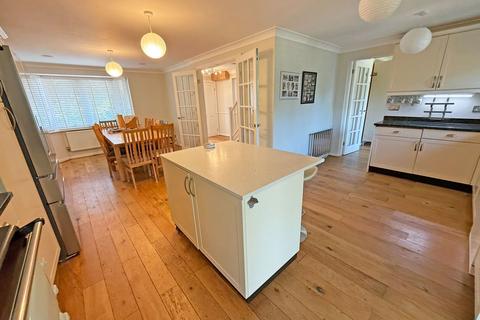 4 bedroom detached house for sale, Hazel Drive, Hollywood, B47 5RJ