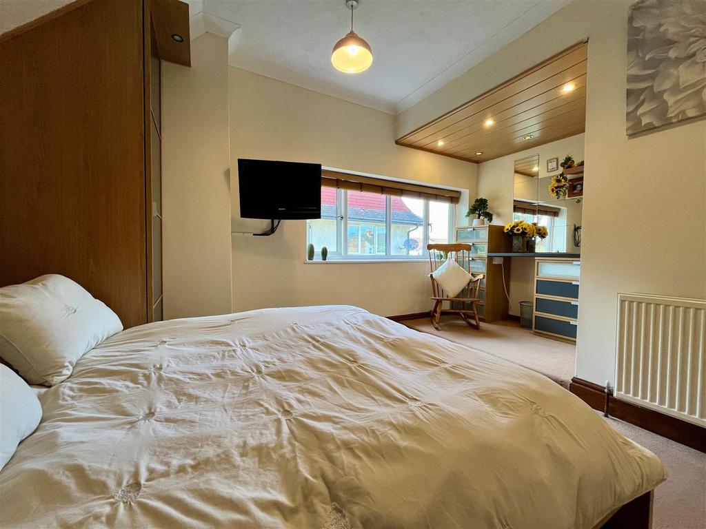 Bedroom One.jpg
