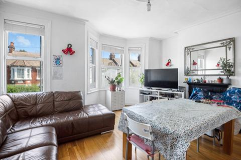 2 bedroom apartment for sale, Litchfield Gardens, London, NW10