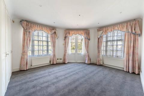2 bedroom flat to rent, Wellington Hous, Stanmore, HA7