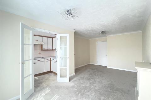 2 bedroom flat for sale, Cranley Gardens, Wallington SM6