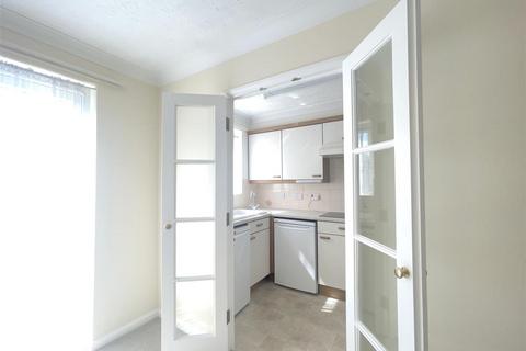 2 bedroom flat for sale, Cranley Gardens, Wallington SM6
