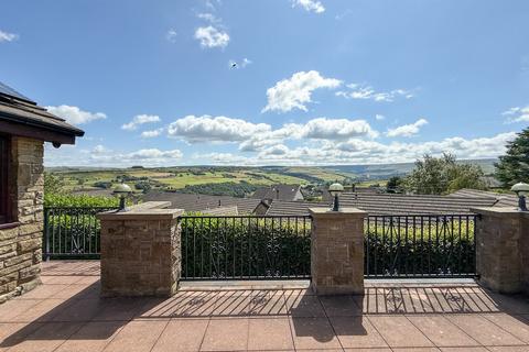 4 bedroom detached bungalow for sale, High Croft, Holmfirth HD9