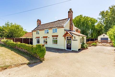 undefined, Norwich Common, Wymondham