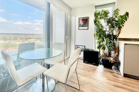 1 bedroom apartment to rent, Newnton Close, London N4
