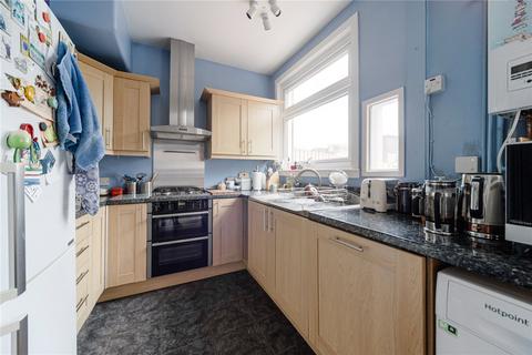 undefined, Pevensey Avenue, London, N11