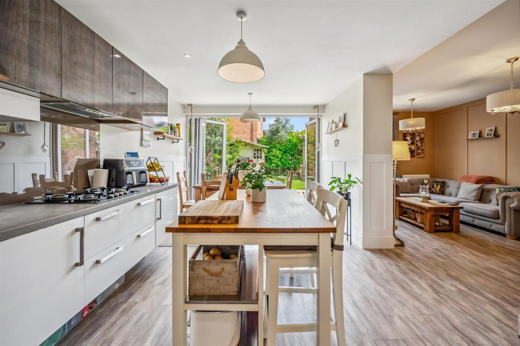 Kitchen-Diner to Living Room.jpg