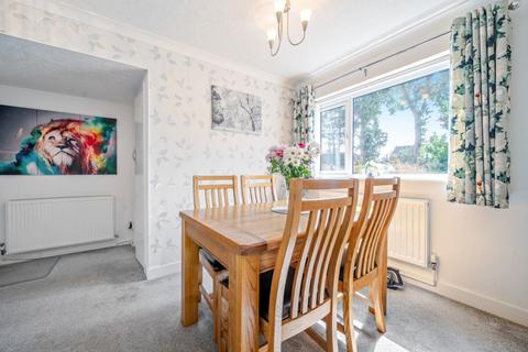 3 bedroom detached house for sale, Yalding Drive, Nottingham NG8