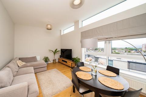 3 bedroom flat for sale, 4/19 Colonsay View, West Granton, Edinburgh, EH5