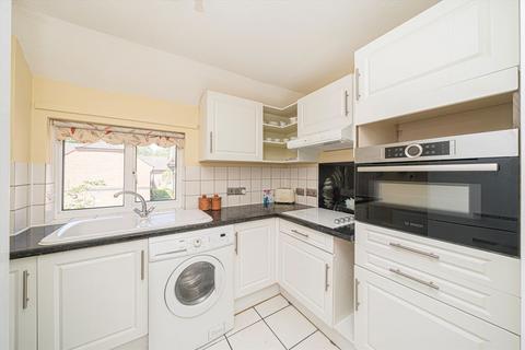 undefined, Chichester Close, Hampton TW12
