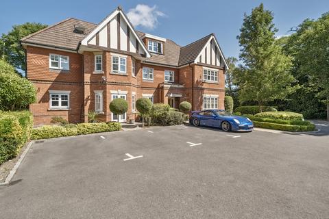 4 Broomfield, Binfield, Bracknell, RG42 4AQ