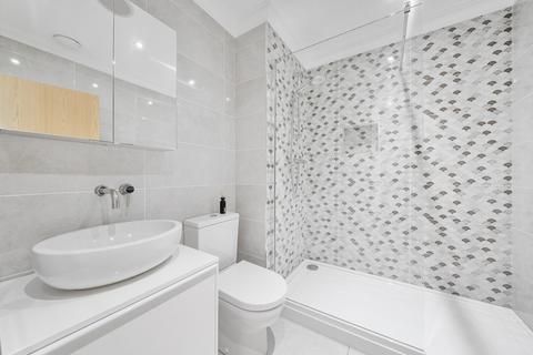 4 Broomfield, Binfield, Bracknell, RG42 4AQ