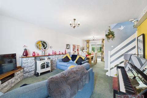 3 bedroom detached house for sale, Fferm Llidiart Werdd, Coedpoeth, Wrexham