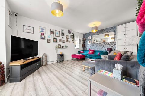 4 bedroom detached house for sale, Eveas Drive, Sittingbourne ME10