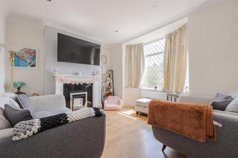 3 bedroom semi-detached house for sale, West Common Lane, Scunthorpe