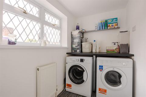 3 bedroom semi-detached house for sale, West Common Lane, Scunthorpe