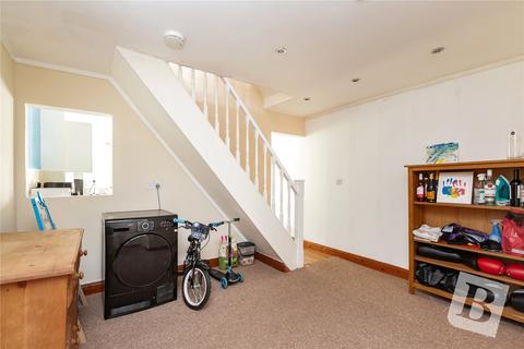 53 Lower Range Road, Gravesend, DA12 2QL