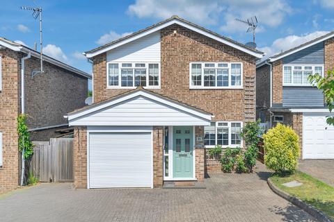 Perowne Way, Ware SG11