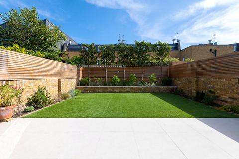 4 bedroom terraced house for sale, Bracken Avenue, London, SW12