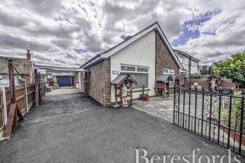 3 bedroom bungalow for sale, Mersea Road, Colchester, CO2