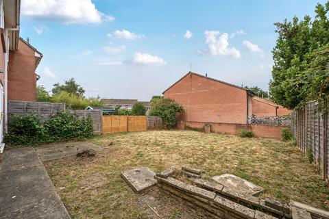 4 bedroom link detached house for sale, Kestrel Way, Berkshire RG41