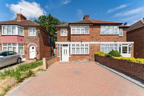 3 bedroom property for sale, Avenue Crescent, Hounslow TW5