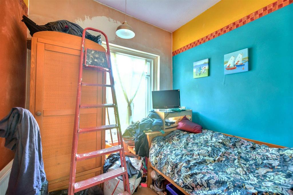 Bedroom 2 1.jpeg