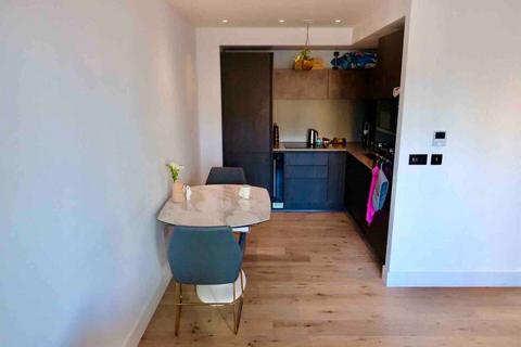 1 bedroom apartment to rent, Exchange Gardens, London SW8